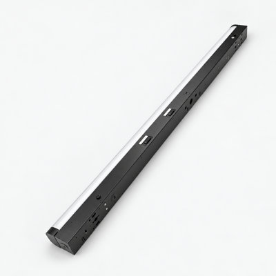 Réglette DEL linéaire E2 Lighting 120 cm avec batterie de secours, puissance et température de couleur réglables, noire