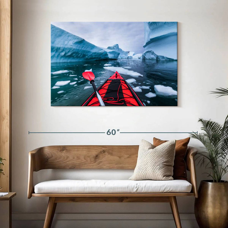 Kayak rouge Sireci en Antarctique, H 30 po x l 45 po