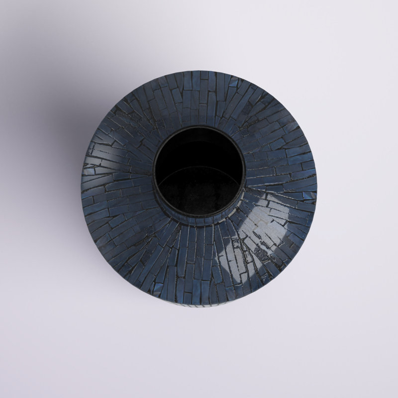 Vase de table en bois massif bleu Eickhoff, H 17,60 po x l 9,90 po x P 9,90 po