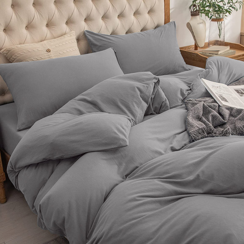 Luxury 4-Piece Microfiber Duvet Cover Complete Set, Grey, King Duvet Cover + 3 Additional Pieces