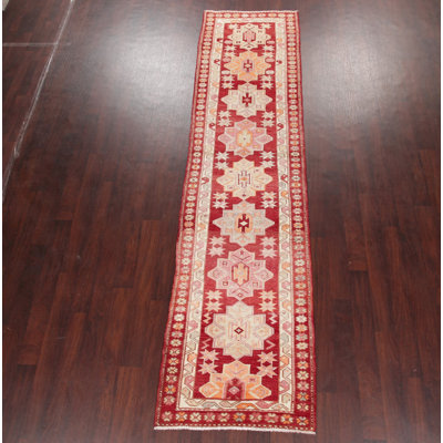 Tapis de couloir unique en laine noué à la main Oushak des années 2010 de 2 pi 11 po x 11 pi 11 po rouge Niralhan