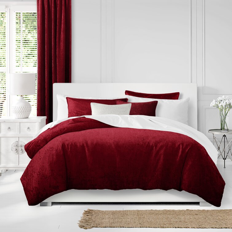 https://assets.wfcdn.com/im/30927586/resize-h755-w755%5Ecompr-r85/1712/171245452/Burkina+Velvet+Red+Microfiber+Comforter+Set.jpg