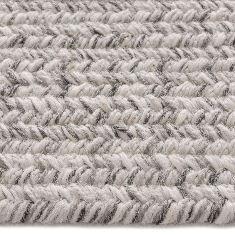 Windall Indoor / Outdoor Rug, Concentric Rectangle 7' x 9'