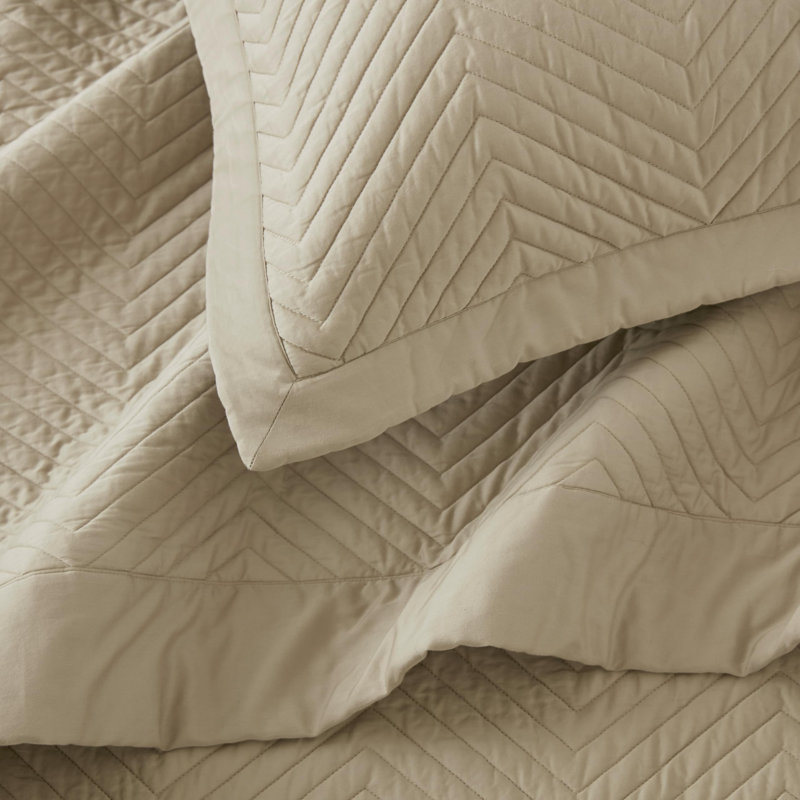 Liam Hotel 3 Piece Cotton Quilt Set, Linen, King