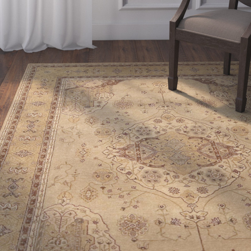 Lundeen Wool Oriental Indoor Rug, Rectangle 5'6" x 8'6"