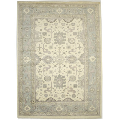 Gossard Performance Wool Floral Indoor Rug