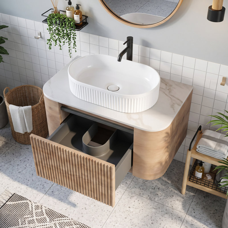 Meuble-lavabo mural 24 po avec comptoir en marbre