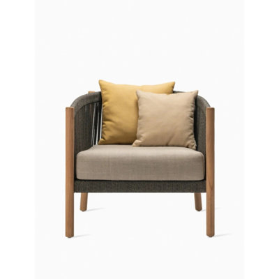 Lento Outdoor Lounge Chair