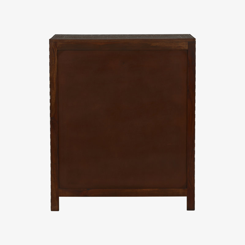 Aryana Chest