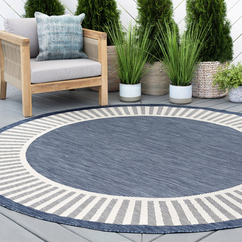 Garrettsville Striped Solid Color Flatweave Indoor / Outdoor Area Rug , Round 5'3"