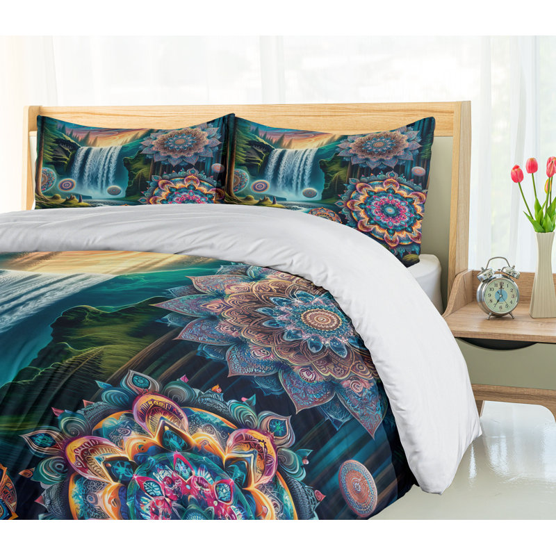 Trippy Duvet Cover, King Duvet Cover + 2 Standard Shams