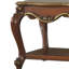 Charmante table de bout en chêne miel avec options de rangement polyvalentes-122637671