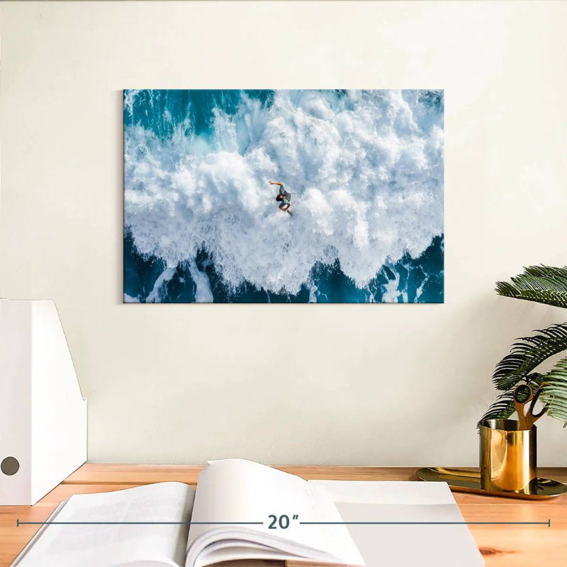 Senne Surfer On Wave Crest, H 8 po x l 12 po