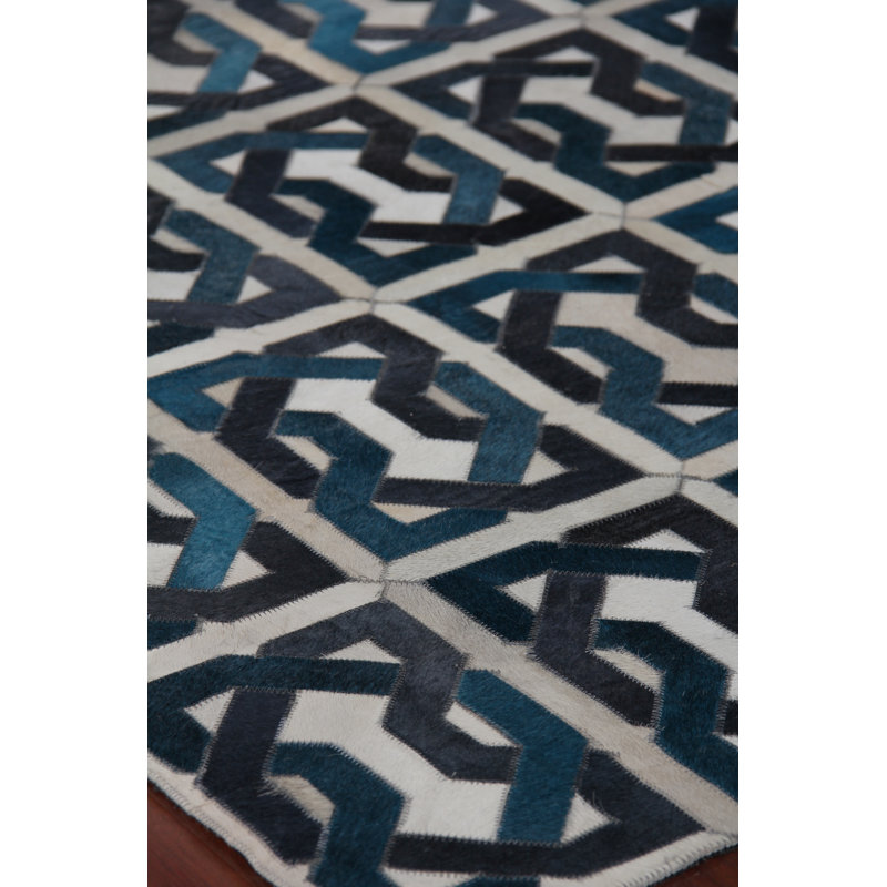 Natural Hide Cowhide Geometric Area Rug, Rectangle 5' x 8'