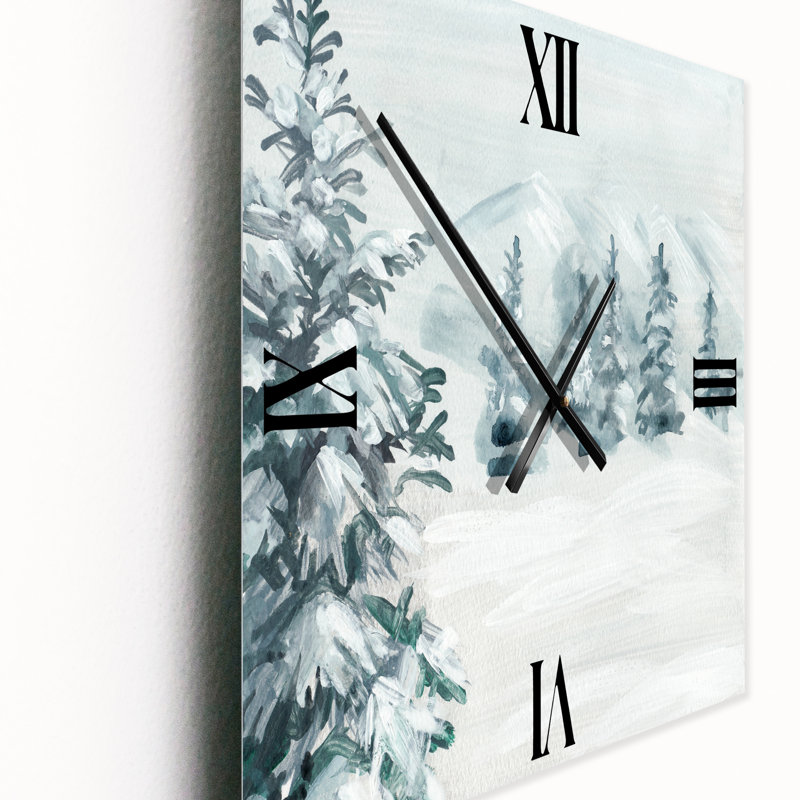 Horloge murale Snowy Pine Trees, Moyen
