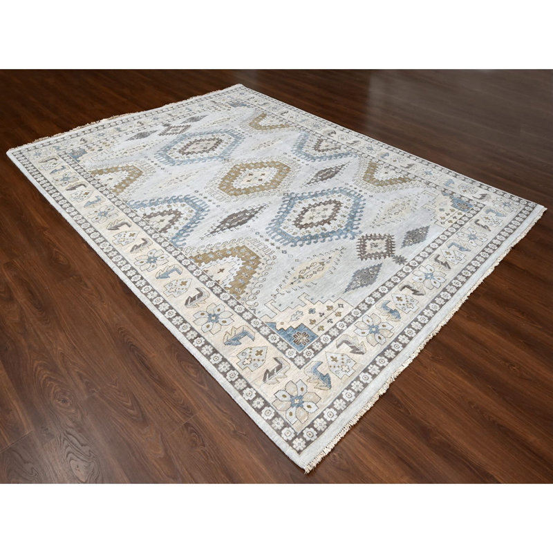 Tapis unique en noir 9 pi 1 po x 12 pi Zoelle