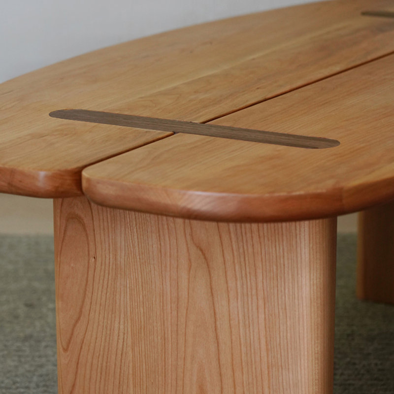 Solid Wood Coffee Table with Clover Design, 15.74" H x 47.24" L x 25.59" W