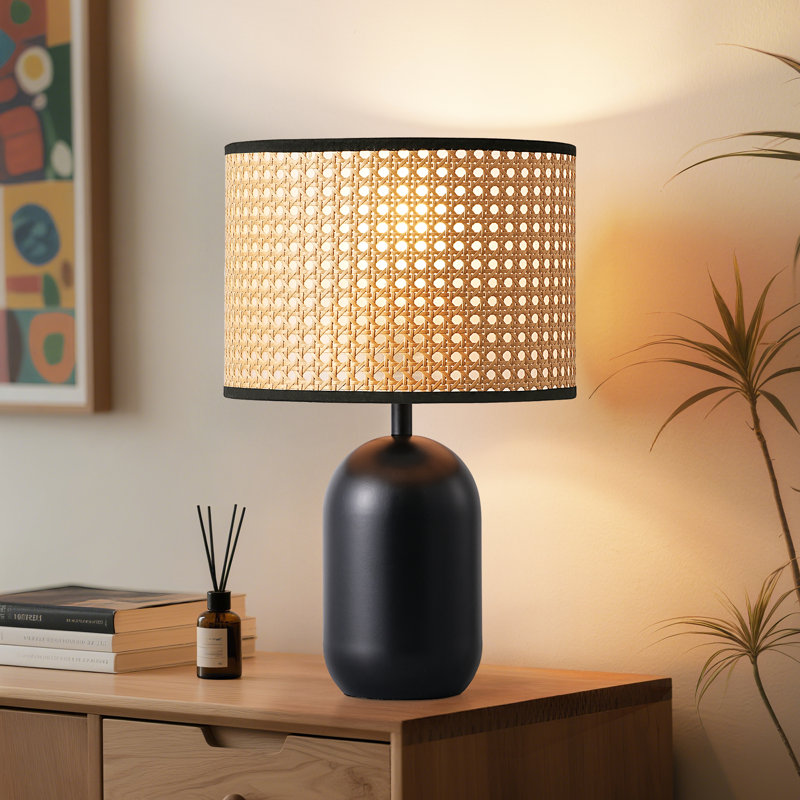 15.4'' Black Metal Table Lamp With Rattan Shade For Bedrooms, Living Rooms Or Reading Corners
