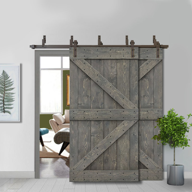 Porte de grange à panneaux et en bois avec quincaillerie d'installation, 42 po x 84 po, Gris patiné, Café foncé