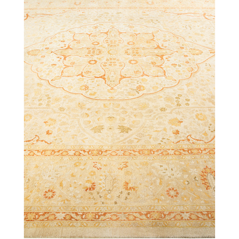 Tapis unique fait à la main Keenan - ivoire / beige, 8 pi 10 po x 11 pi 10 po