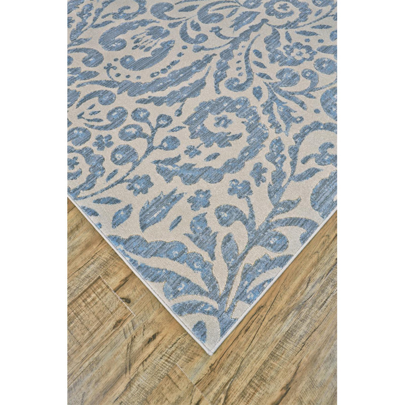 Smartt Floral Indoor Rug, Rectangle 5'3" x 7'6"