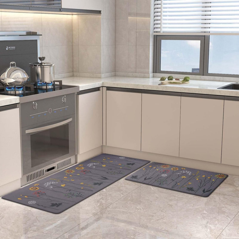 Colourful Flower 2 Pieces Kitchen Rug Set, Non-Slip and Washable Kitchen Mat