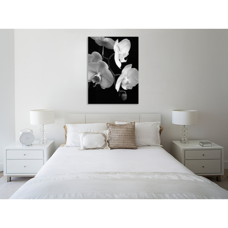 «White Orchid 3», toile tendue par Dianne Poinski, H 20 po x l 15 po x P 1,5 po