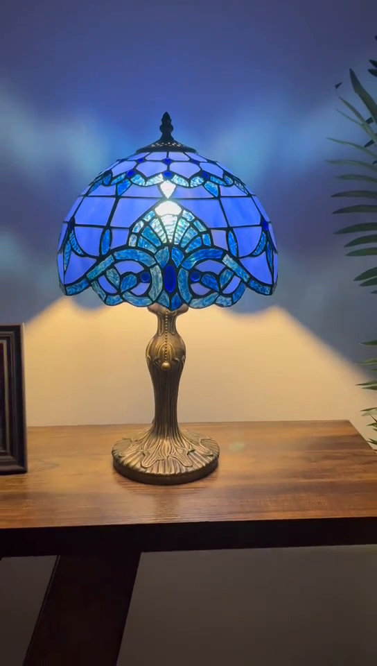 Bloomsbury Market Lounsbury Tiffany Style Table Lamp Blue Stained
