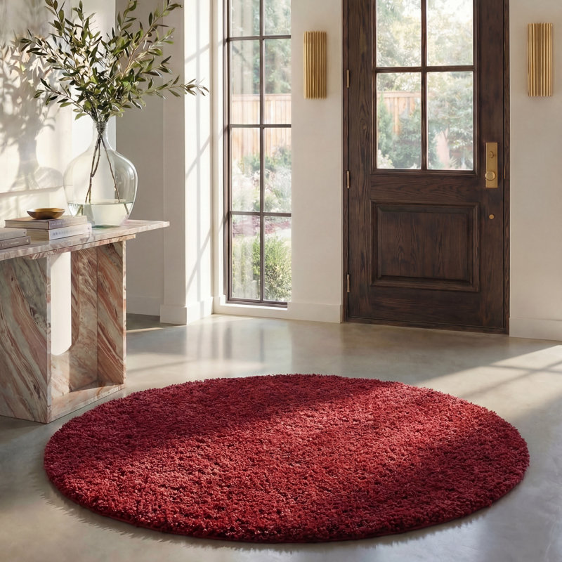 Brittney Performance solid color shag rug, Burgundy, Rond 6 pi 7 po
