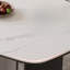 Table durable avec plateau en dalle épaisse et pieds solides.-786547535