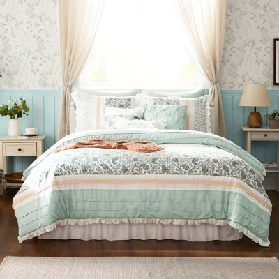 Édredon très grand Dawn - Charmant chalet de style campagnard avec tissu et coussins décoratifs comprenant un édredon, 2 taies décoratives, une literie européenne, 9 pièces, une literie apaisante, la bride de la chambre contient 3 ornements