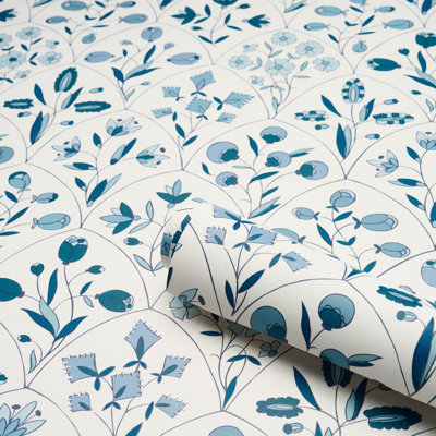 Frances Scallop Floral Wallpaper