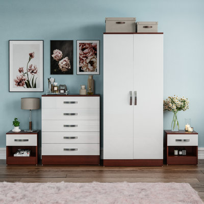 Arkadij Piece Bedroom Set