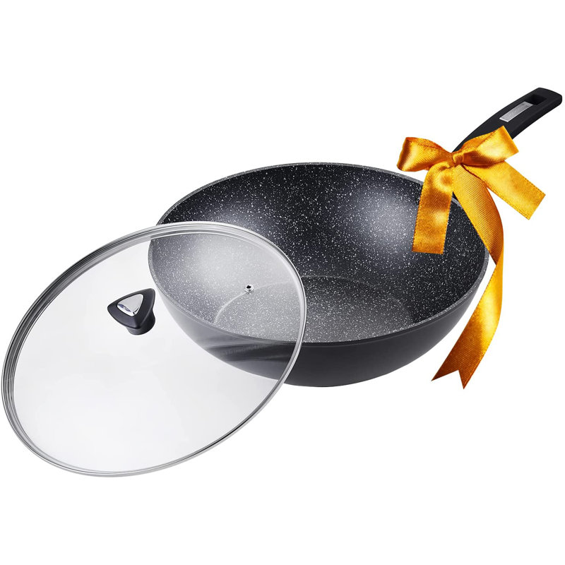 CS KOCHSYSTEME Non-Stick Aluminum Wok with Lid