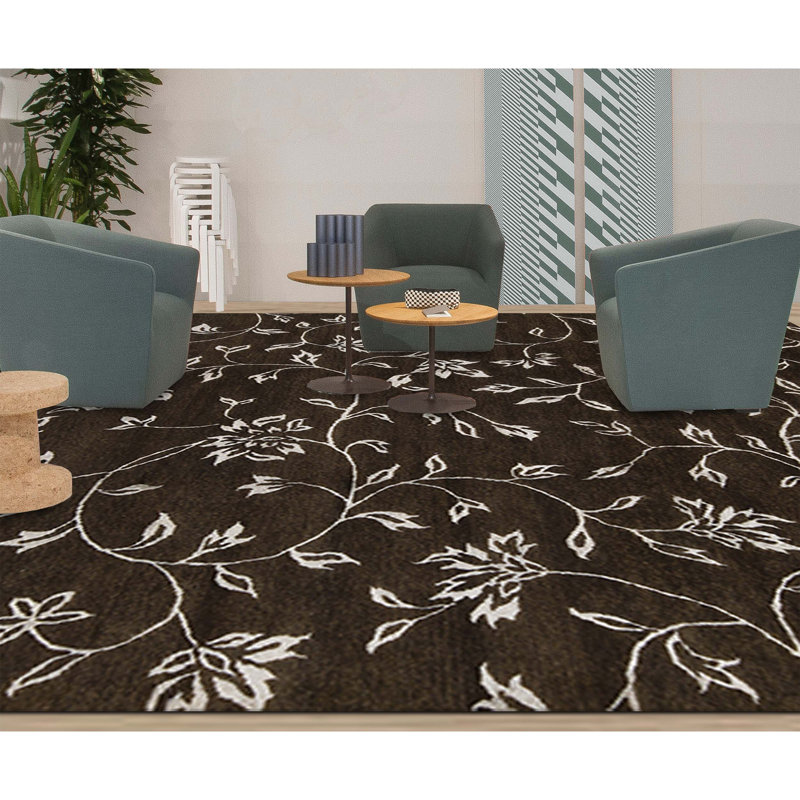 Himalayan Floral Area Rug in Dark Brown/Ivory