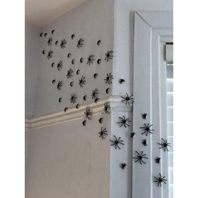 70 Pcs Halloween Spider Decorations Indoor, 4 Sizes 3D Plastic Spider Stickers Halloween Party Supplies Decorations For Home Wall Stickers Decor - Indoor Outdoor Room Window Halloween Decor