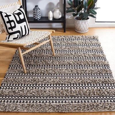 Tapis noir / ivoire Natura 927