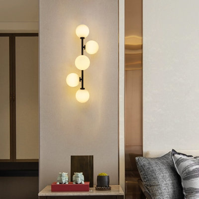 Applique murale moderne 5 lumières en verre de lait noir