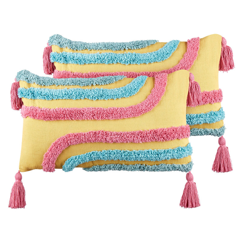 DOLICHOS Geometric Rectangular Cushion