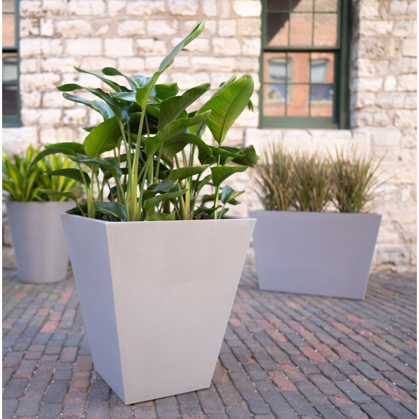 Pro Series 26" Pot Planter, Gray