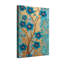 Plantes et fleurs Fleurs bleues sur des branches dorées sur fond turquoise-273439746