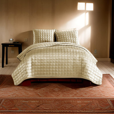  Microfiber 3 Piece Coverlet Set