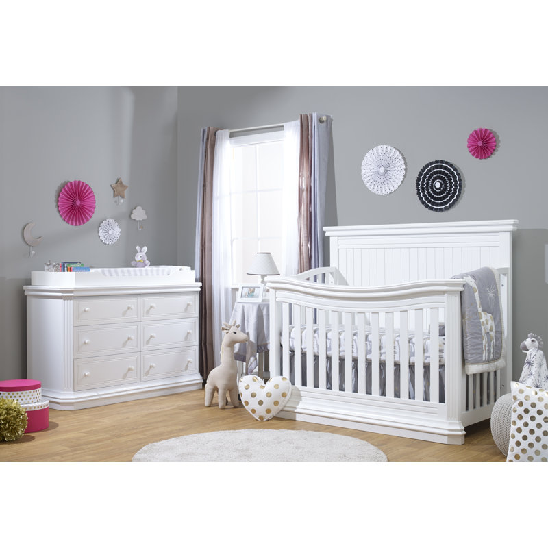 White Pine Wood 4-in-1 Convertible Crib with Slatted Design