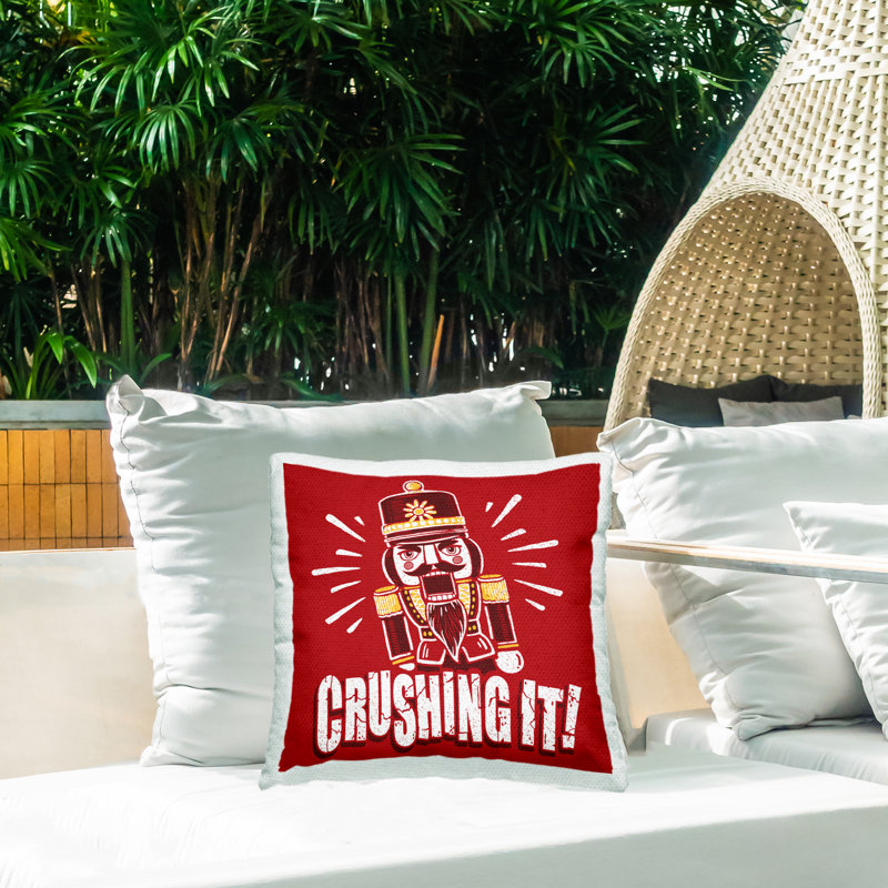 Conception de coussin d'extérieur imprimé Casse-noisette par Jedco Brands, Inc.