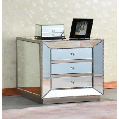Eladio 3 - Drawer Nightstand in Silver