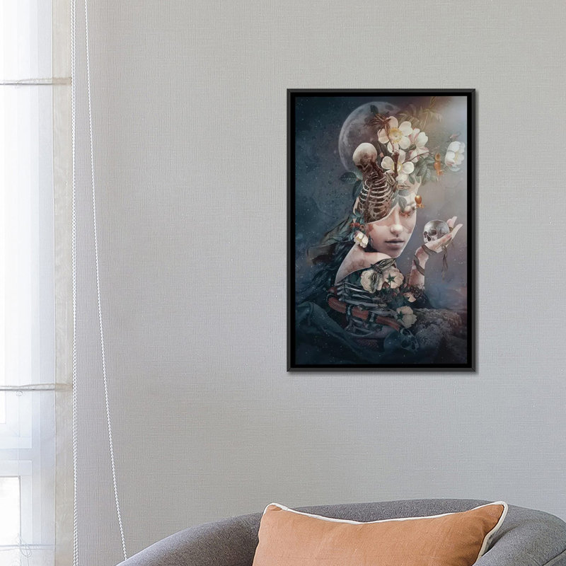 « Moonlight Beauty » par Riza PEKER-impression d’art graphique, Pas de tapis, H 26 po x l 18 po x 1,5 po