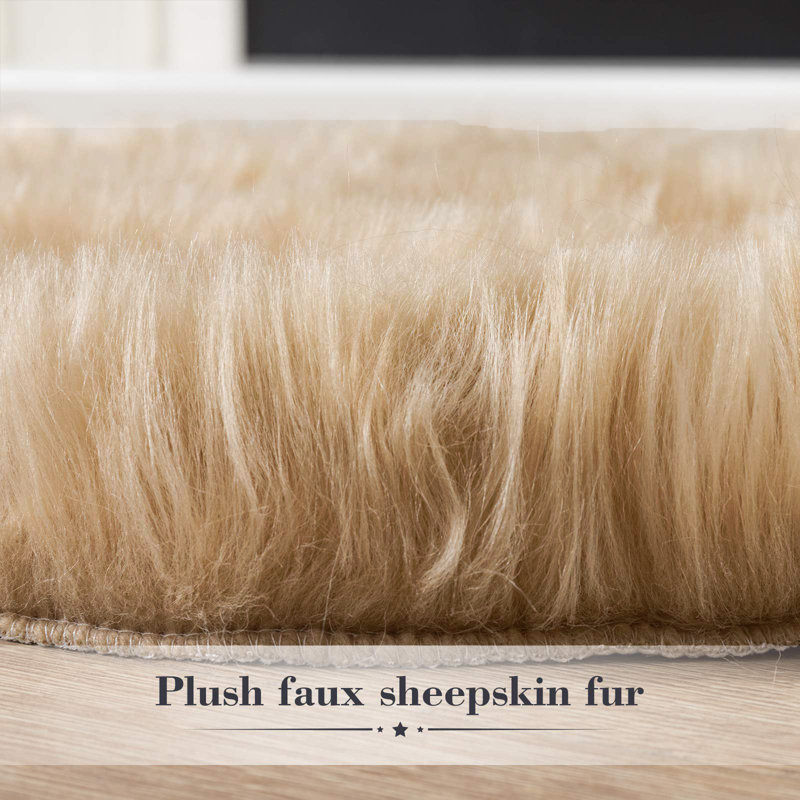 Maeliyah Faux Sheepskin Indoor Rug, Rectangle 3' x 4'