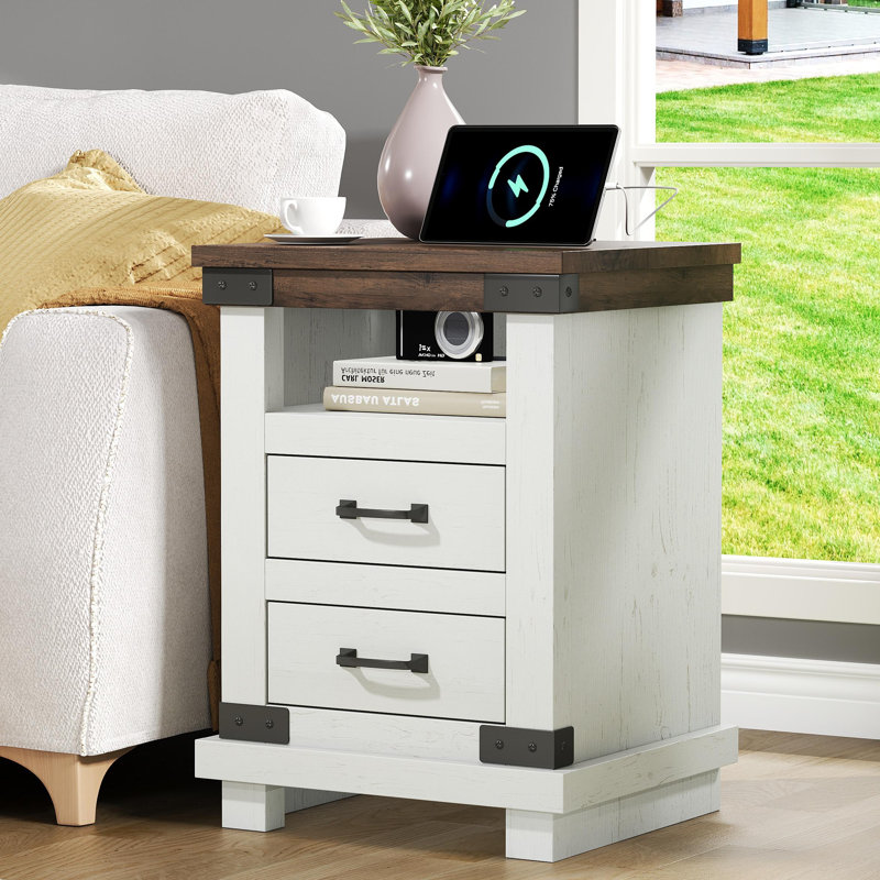 Quan Farmhouse Nightstand With Charging Station, White, White/Brown, 1
