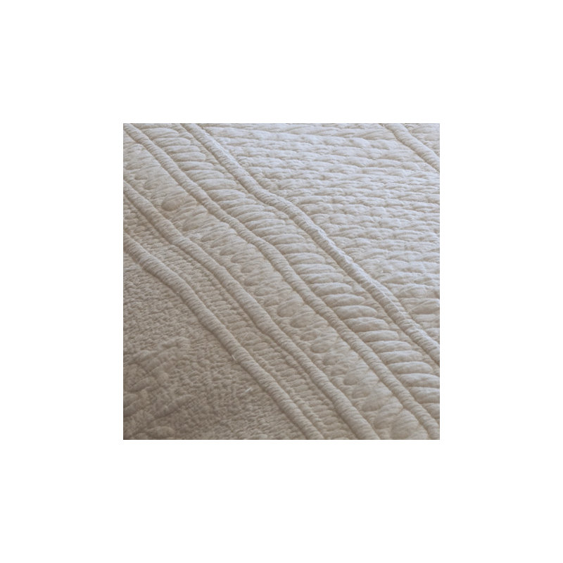 Abigail Single Quilt, White, King Quilt