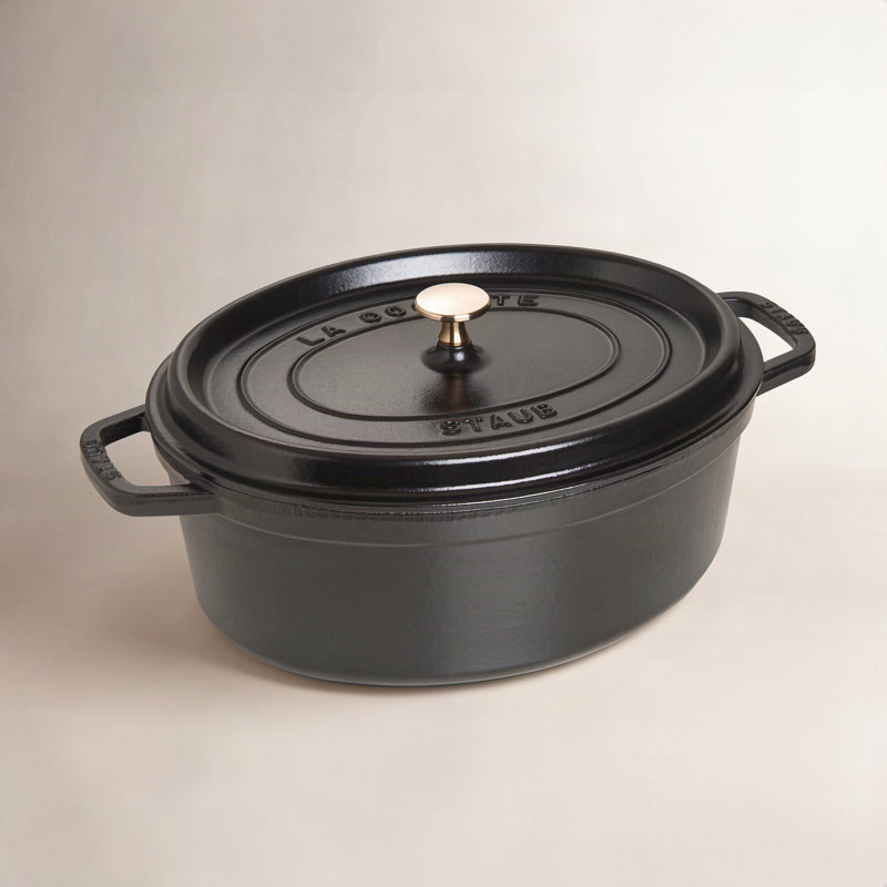 Cocotte ovale en fonte Staub, 7,08 pte, Noir mat